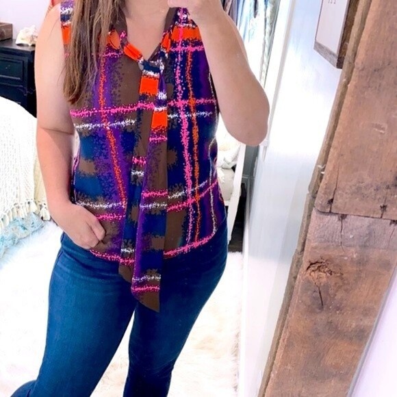 J. Crew Tops - J Crew retro inspired xsmall top new with tags